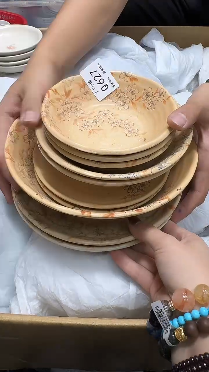 瓷片自**风627                        