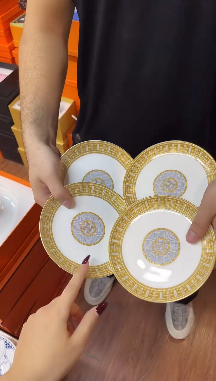 杯鸿辉家品牌瓷器，京东包邮！