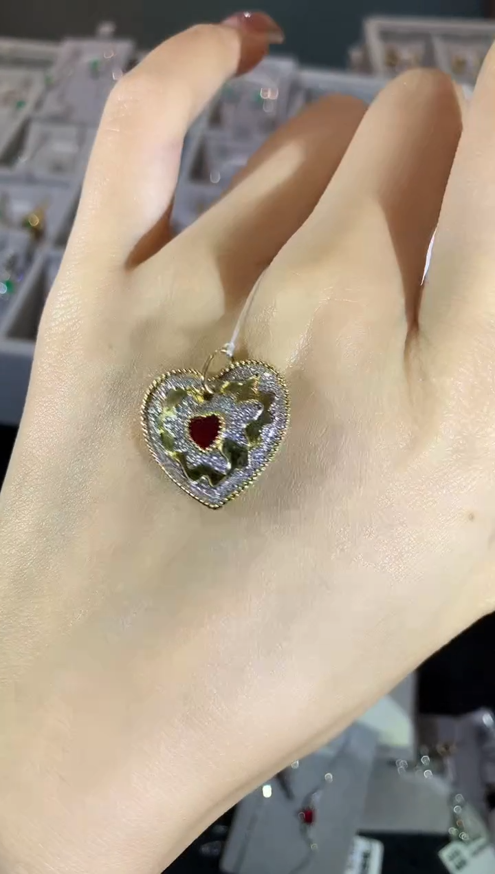 【闪购商品】红宝石吊坠(不含链)18K金镶嵌a149时尚