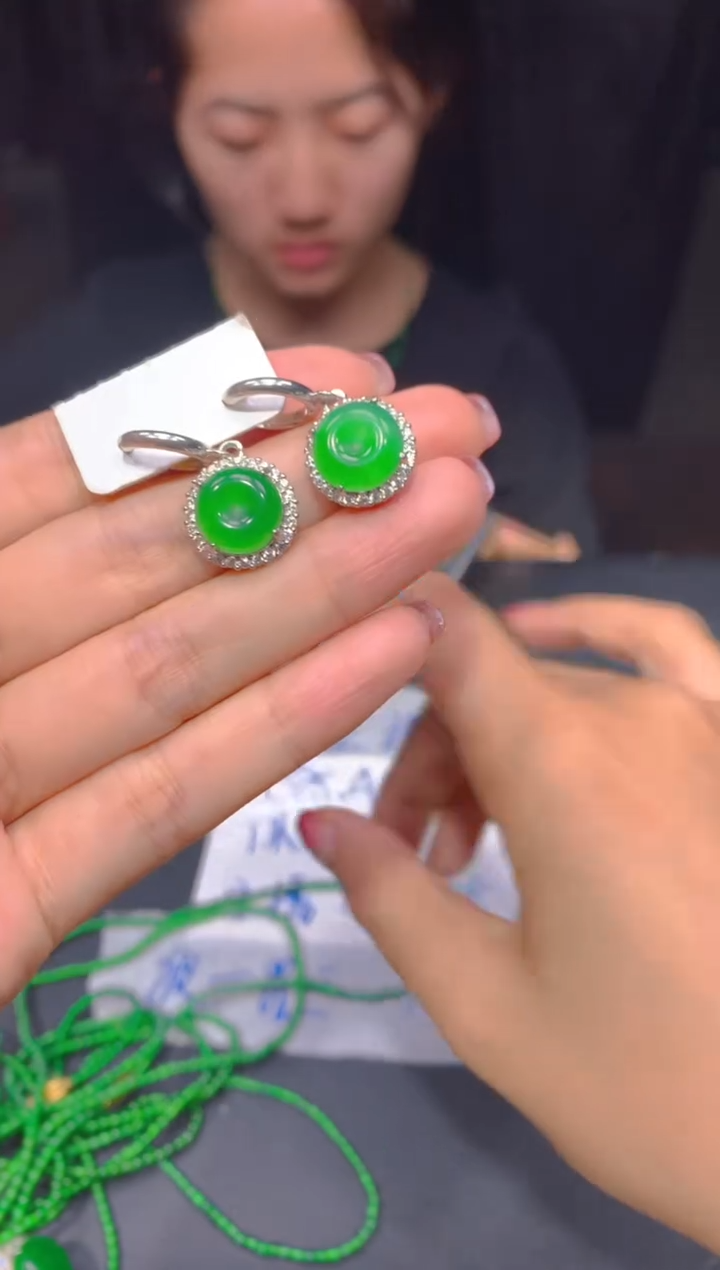 【闪购商品】定制翡翠未镶嵌245多样性发货（发其一）