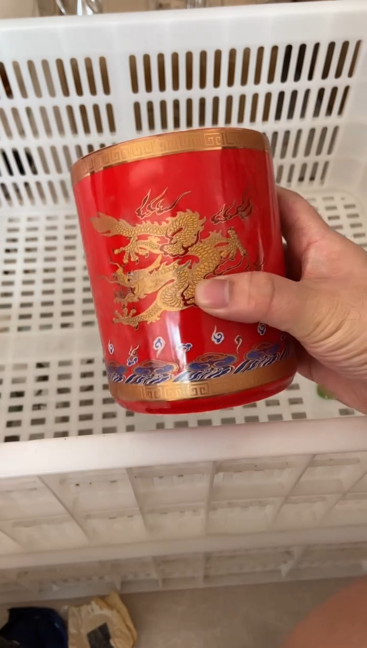 杯无运费险有瑕疵的摄影的产品有使用过的痕迹有点脏介意勿拍
