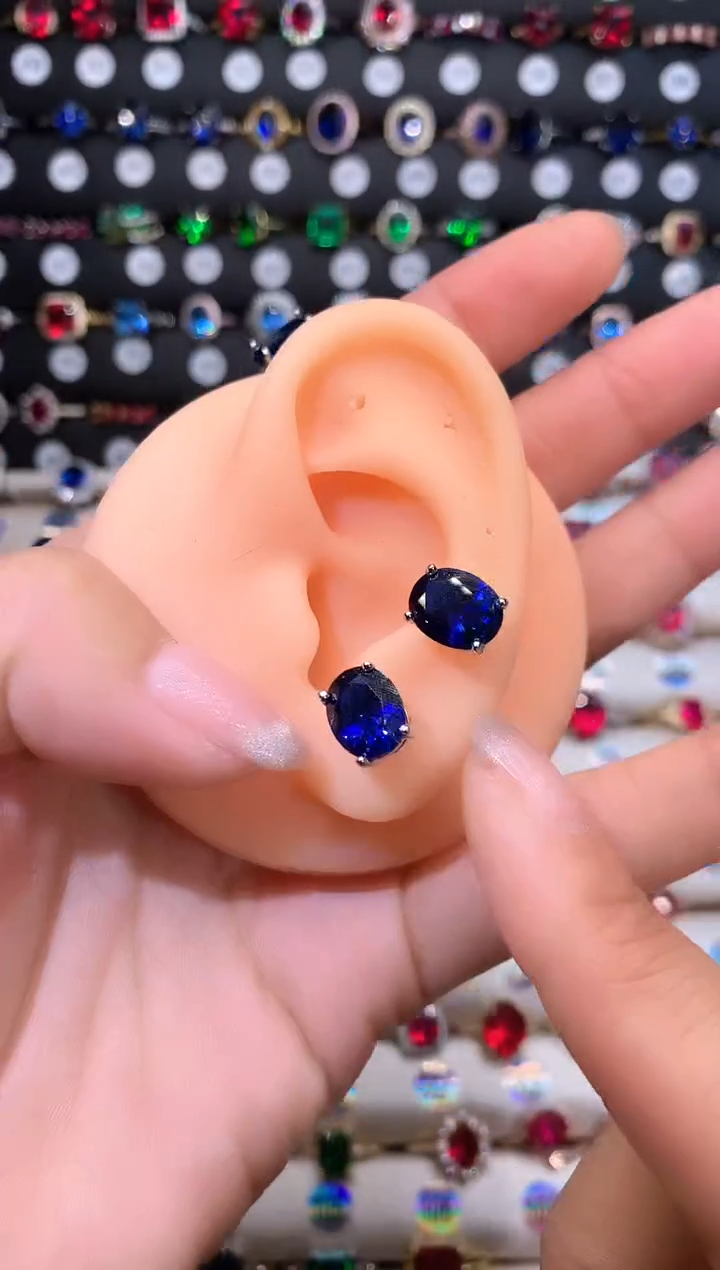 【闪购商品】蓝宝石耳饰银S925镶嵌810