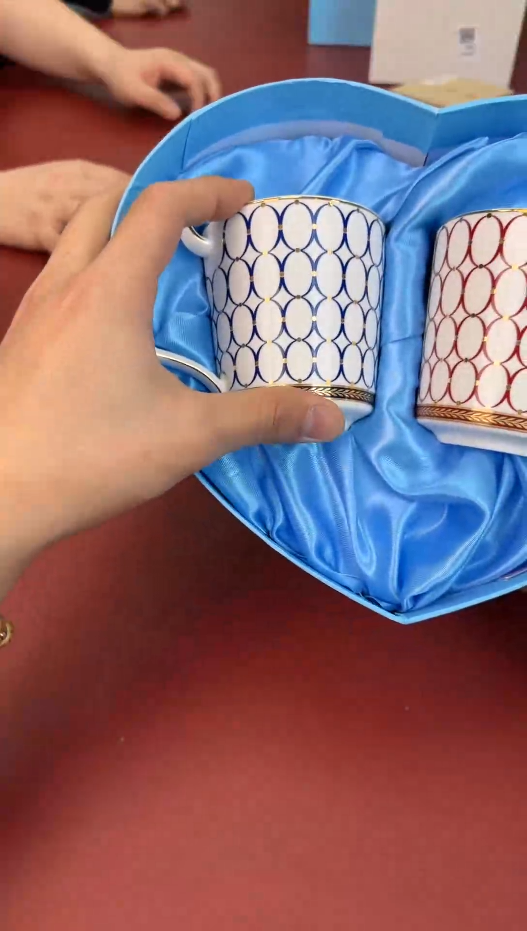 【闪购商品】瓷片新号开播全场漏@@H298