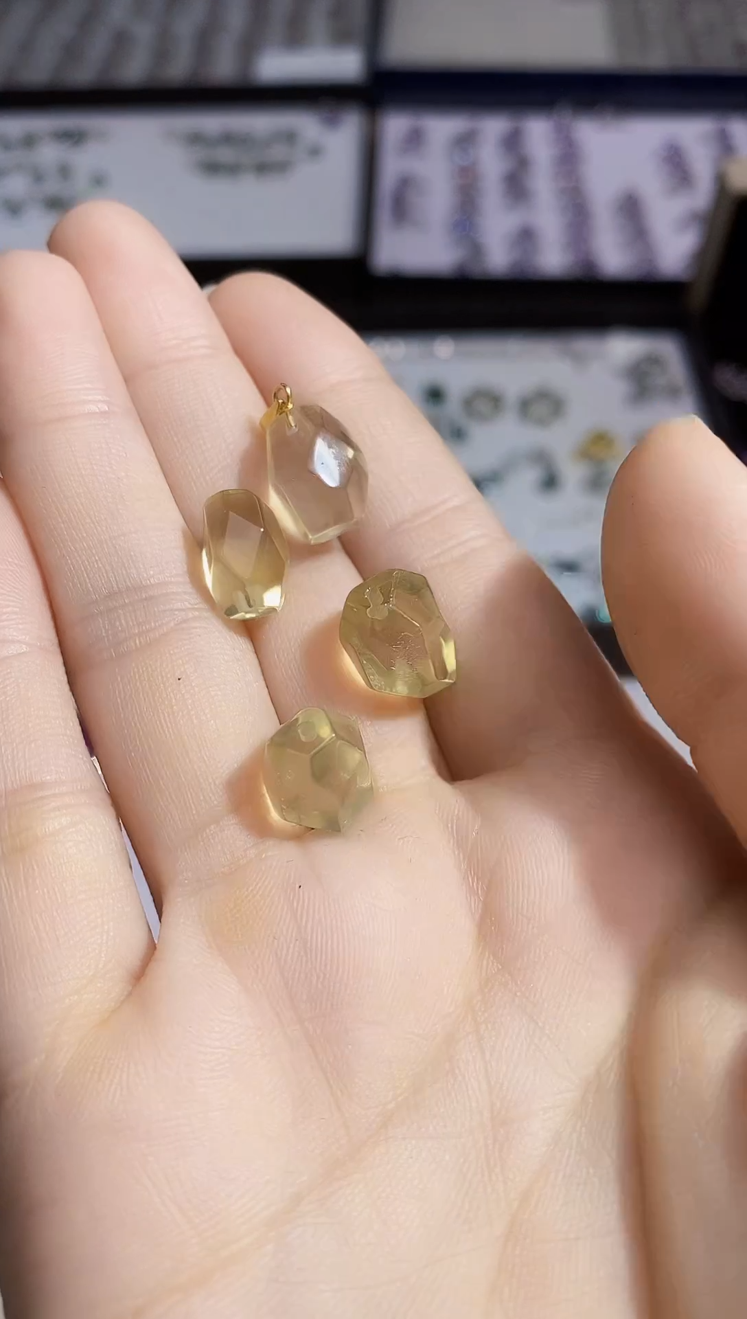 【闪购商品】水晶吊坠(不含链)银S925镶嵌多样性 发其一  【30】