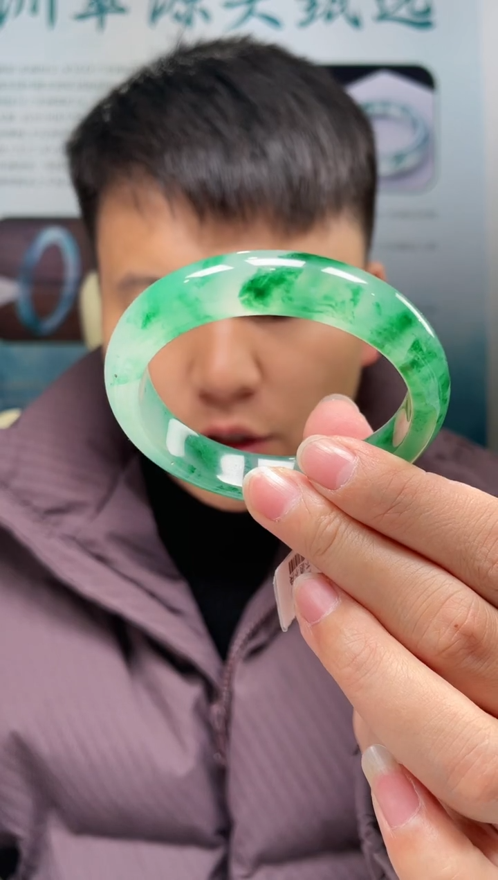 【闪购商品】石英质玉手镯未镶嵌非洲翠手镯多样性发货  