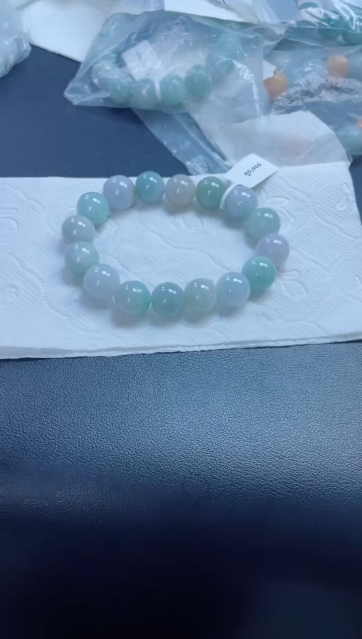 定制翡翠未镶嵌珠串 