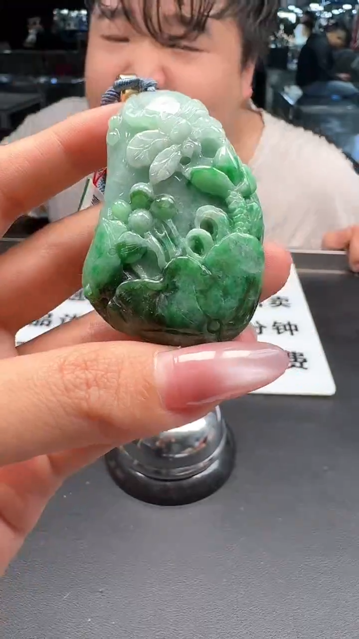 【闪购商品】翡翠颈饰未镶嵌牌子4855/33