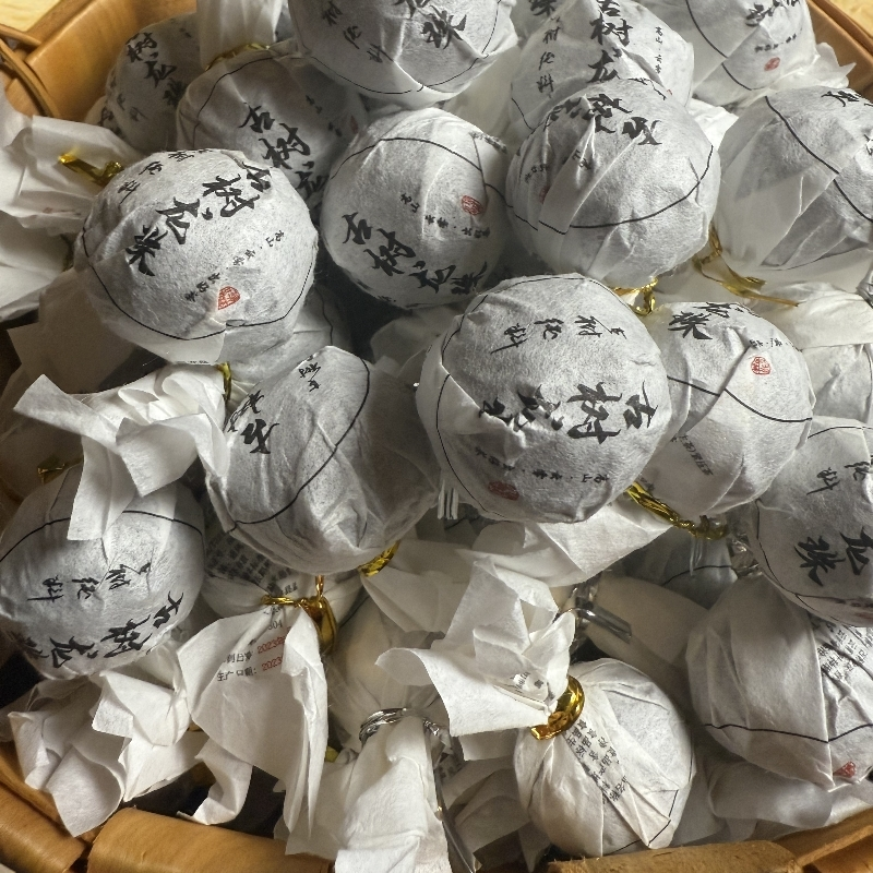 2023年  大户赛古树龙珠   普洱茶   生茶