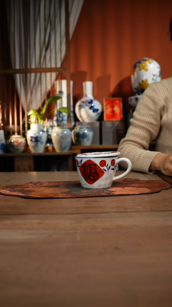 当代高温釉下彩手绘陶瓷餐具