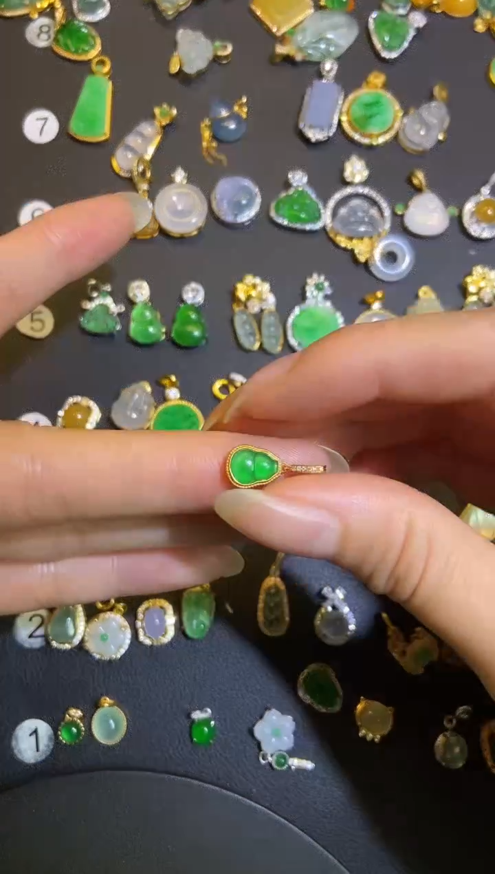 吊坠(不含链)18K金镶嵌翡翠湘*1