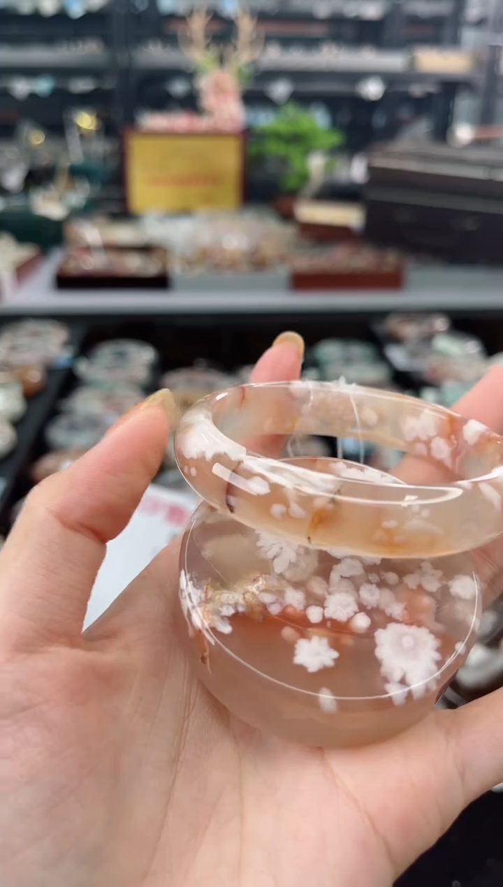 【闪购商品】石英质玉手镯未镶嵌57圈口（赠品镯心）6572201