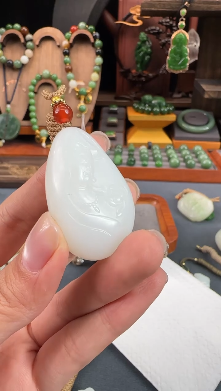 【闪购商品】和田玉吊坠未镶嵌1