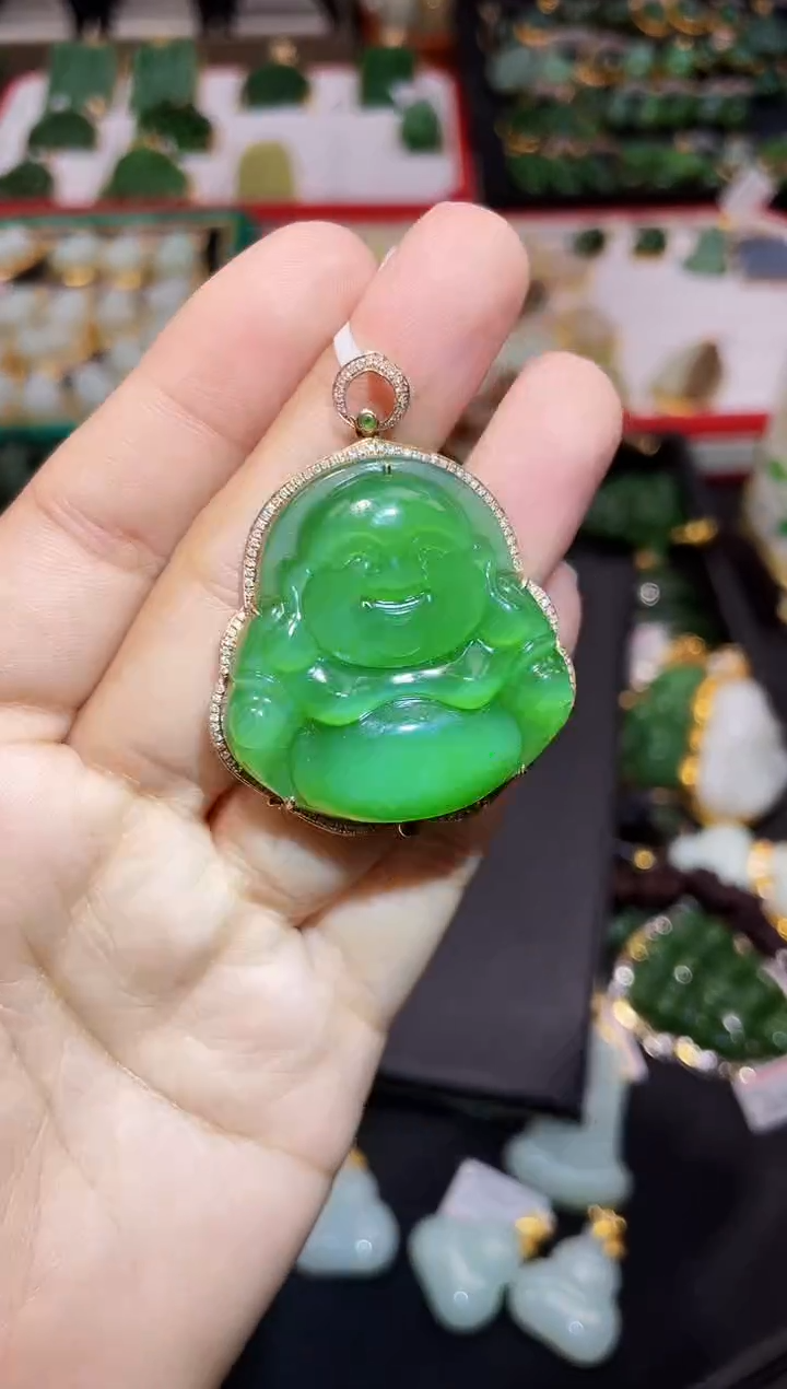 和田玉18K金镶嵌吊坠(赠链)36MM 多样性发一