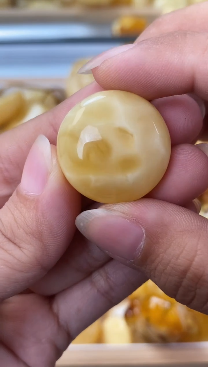 未镶嵌琥珀裸石天然琥珀蜜蜡