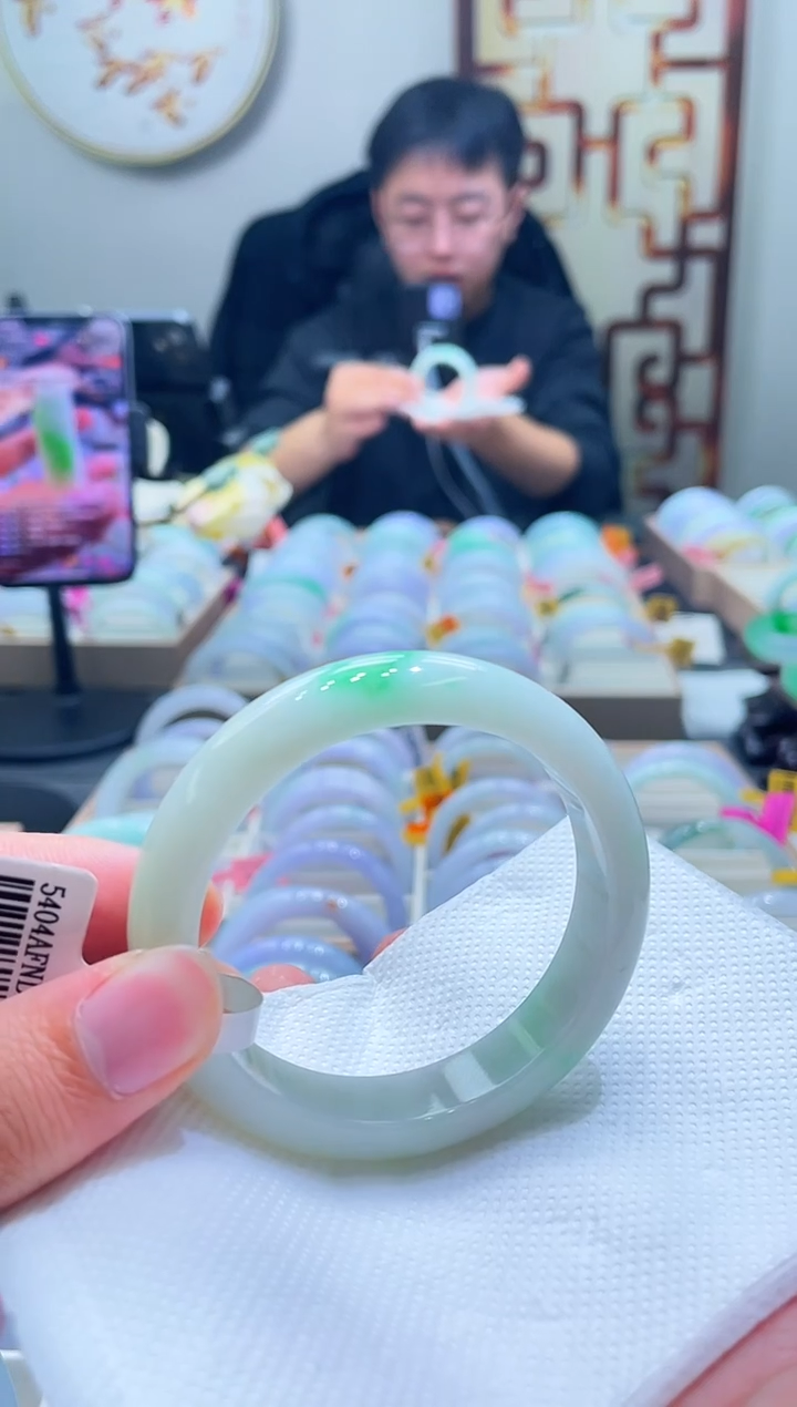 未镶嵌手镯翡翠206-54