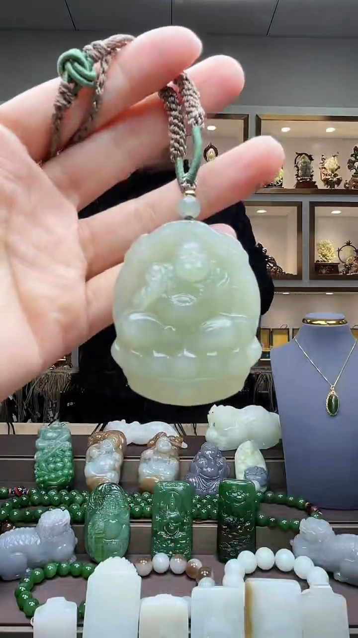 【闪购商品】和田玉颈饰未镶嵌苏