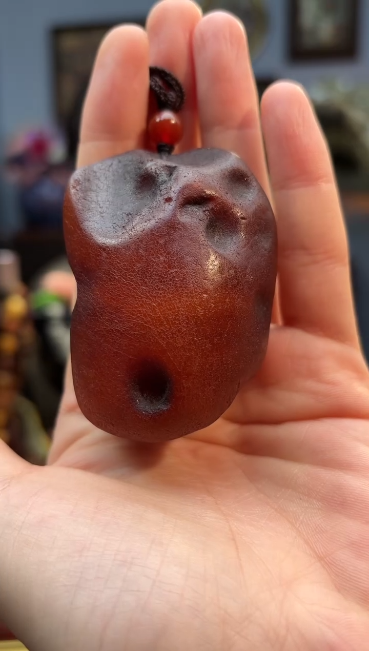 琥珀颈饰未镶嵌吊坠