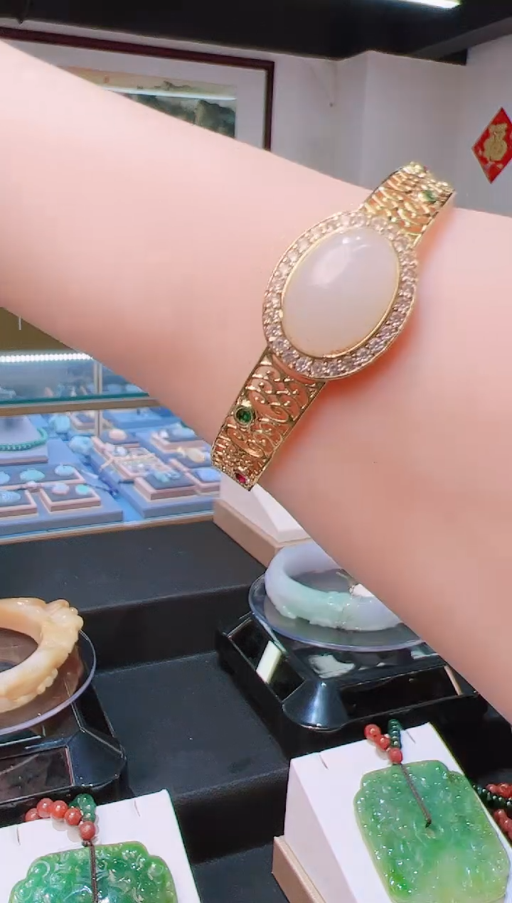 和田玉未镶嵌手镯202532635