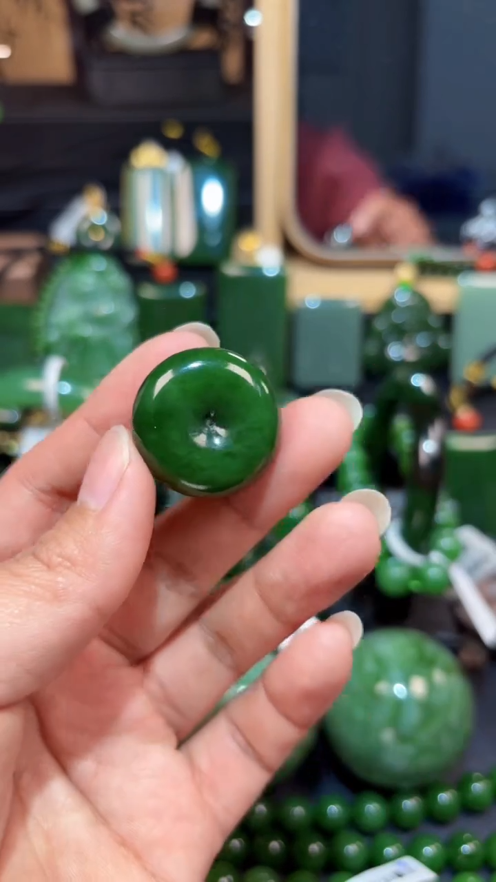 【闪购商品】和田玉（碧玉）颈饰未镶嵌1
