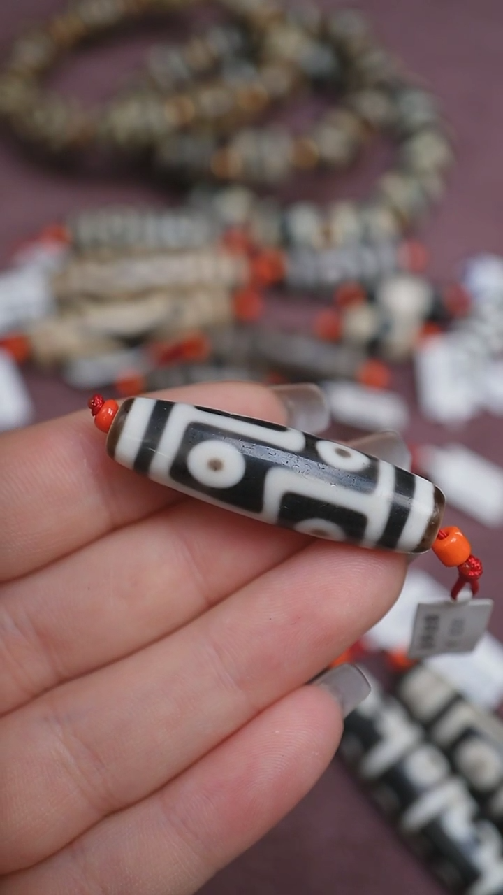 【闪购商品】玛瑙/玉髓颈饰未镶嵌蚀花玛瑙珠定制编绳