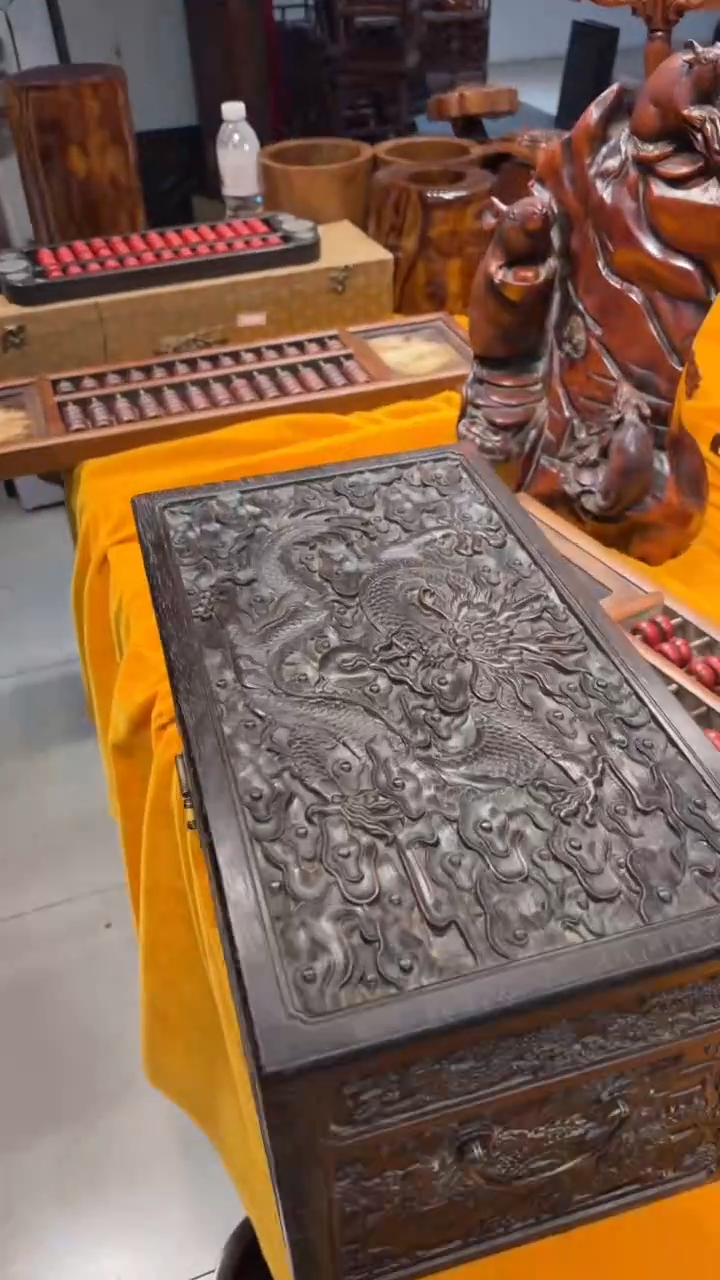 木龙箱小叶士大夫士大夫士大夫的