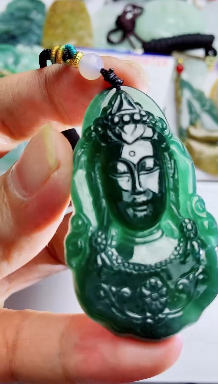 【闪购商品】翡翠吊坠(不含链)未镶嵌1