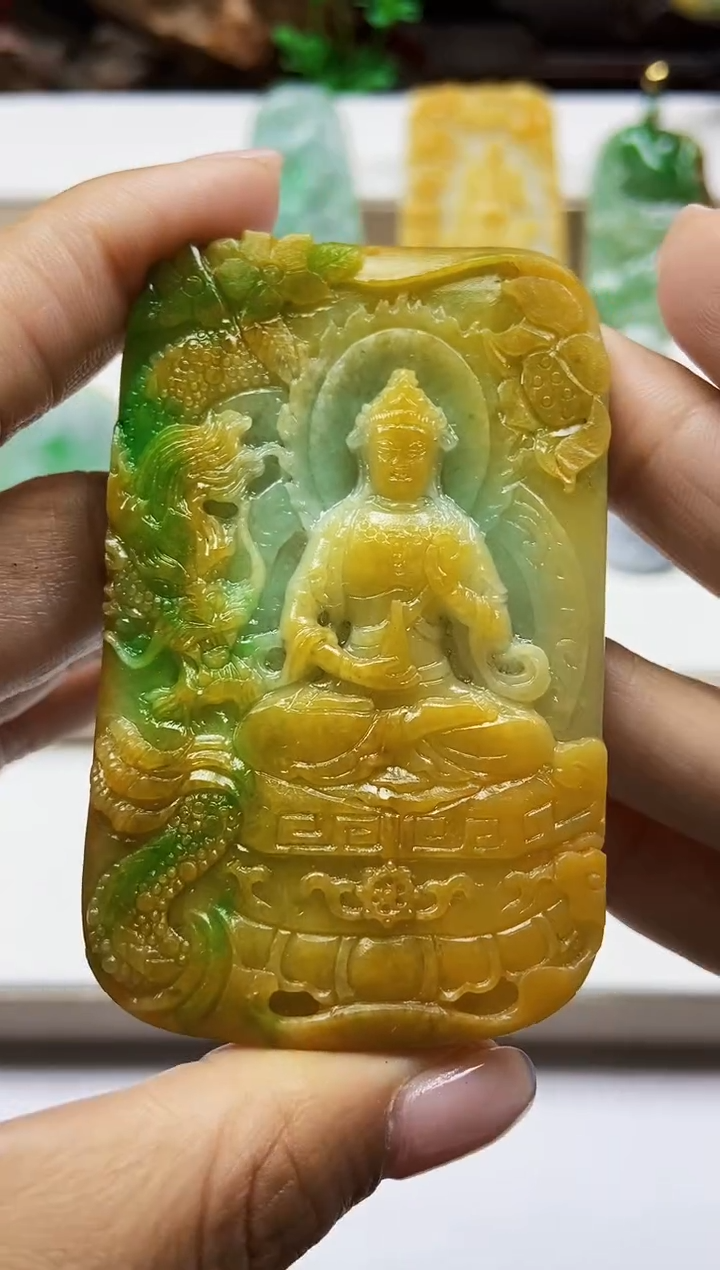 颈饰未镶嵌翡翠翡翠A货