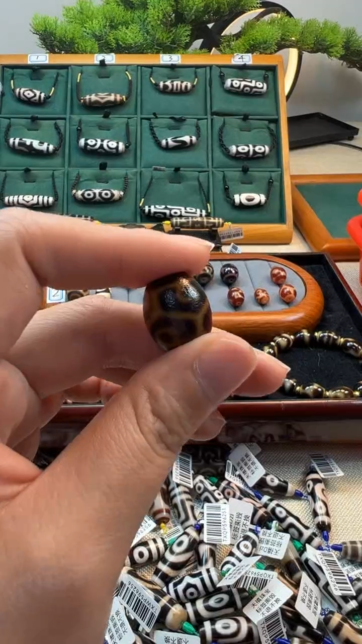 玛瑙/玉髓（覆膜）颈饰未镶嵌82（微瑕随机发货）