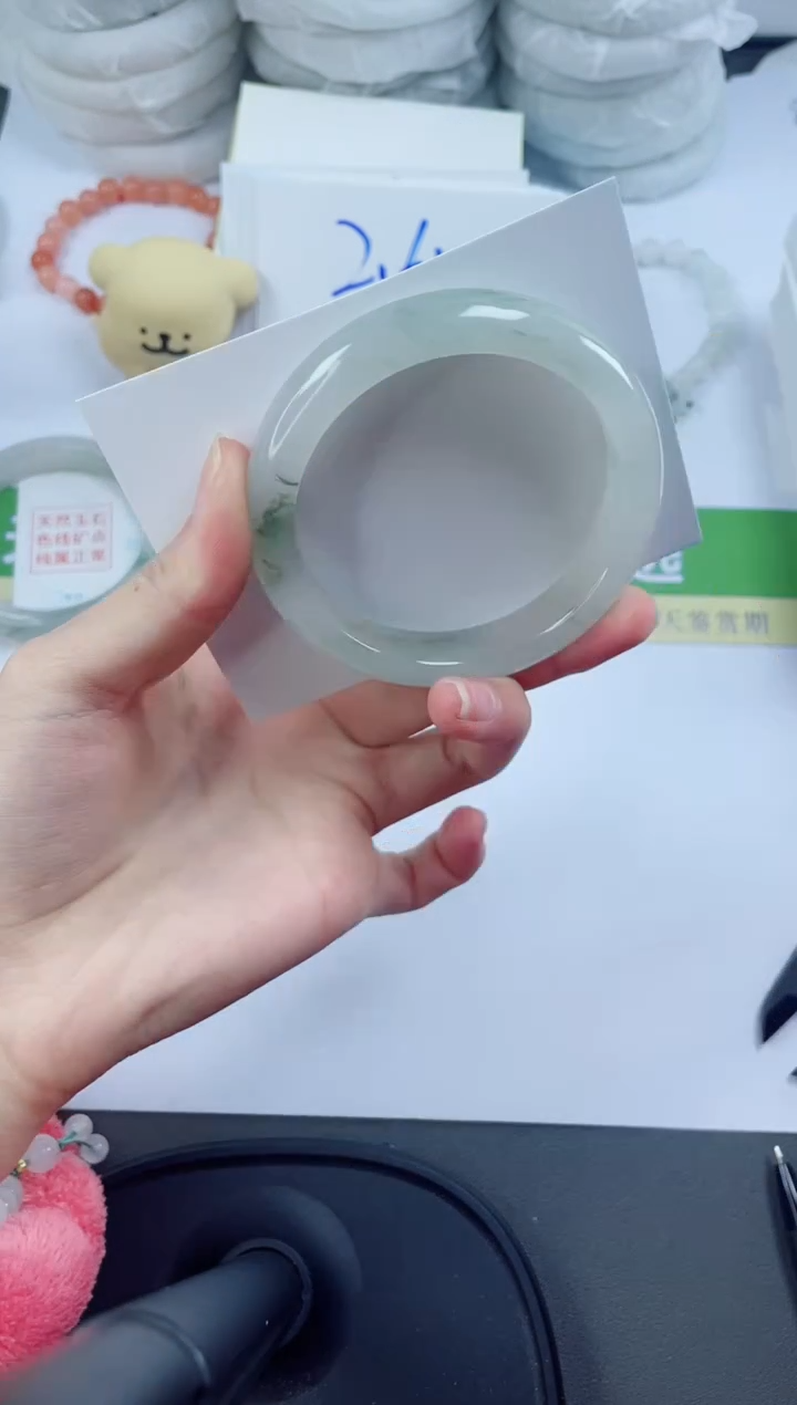 【闪购商品】石英质玉手镯未镶嵌111-56.8