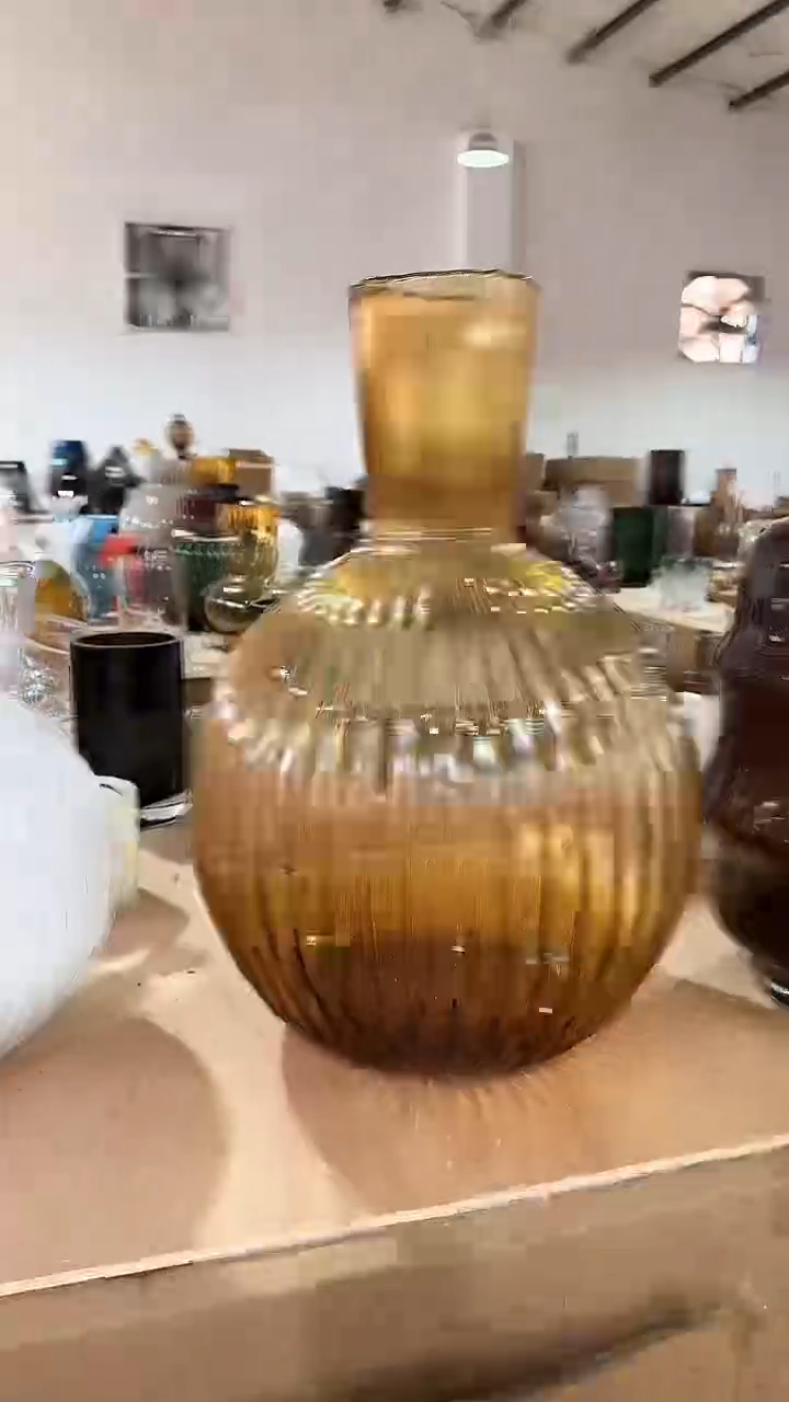 琥珀色大肚瓶11111