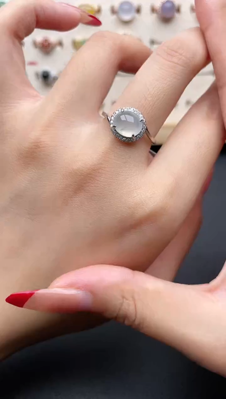 【闪购商品】翡翠戒指银S925镶嵌一物一证一礼盒