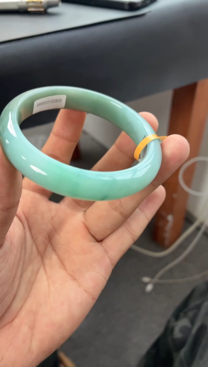 未镶嵌手镯翡翠蓝胶底渐变半山水飘花  9号 61-62圈口