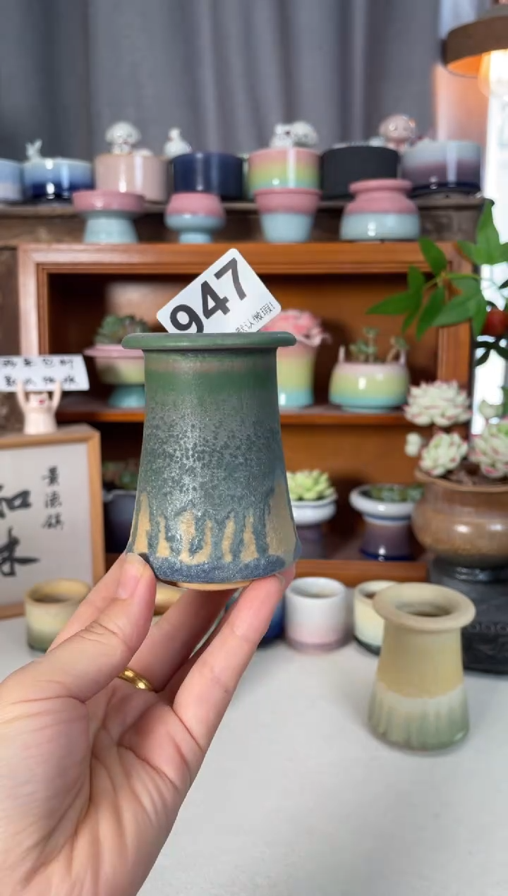 瓷片酷**?947知木小芳花盆