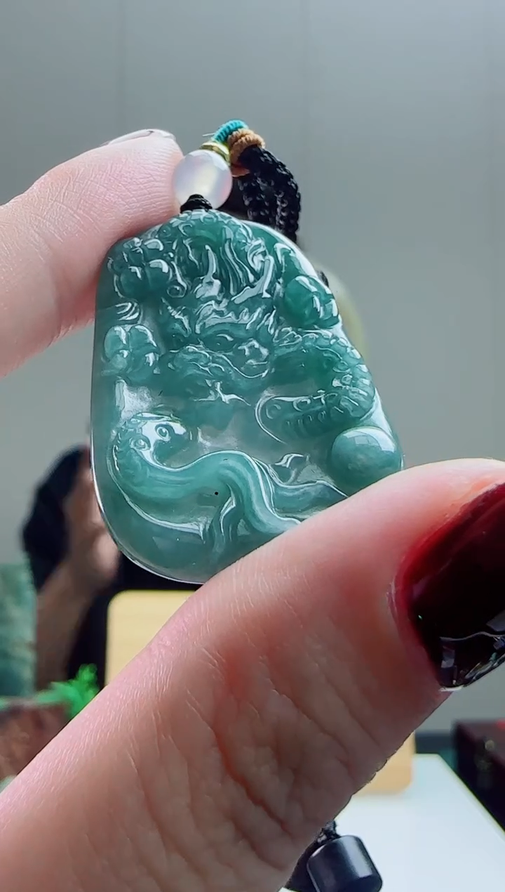 颈饰未镶嵌翡翠天然A货翡翠  多样性发其一