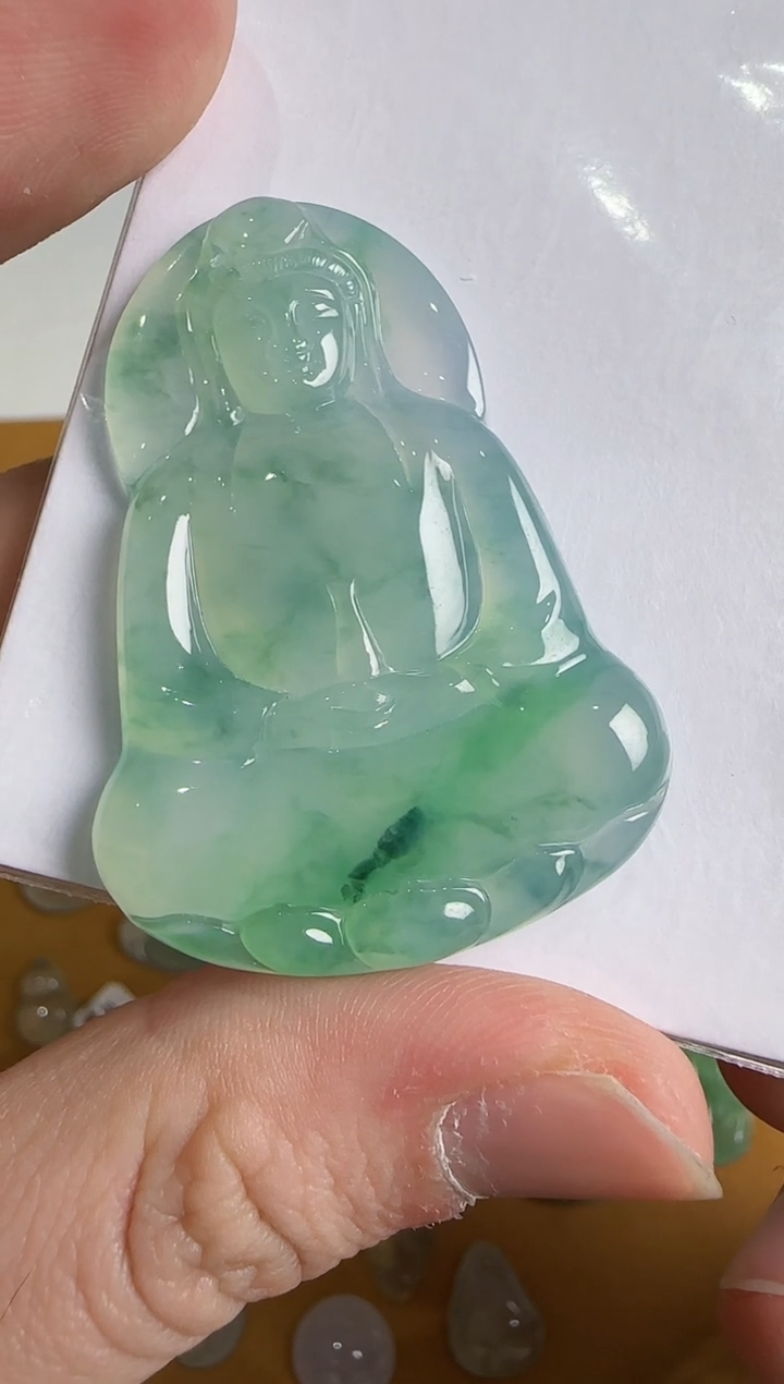 吊坠(不含链)未镶嵌翡翠.