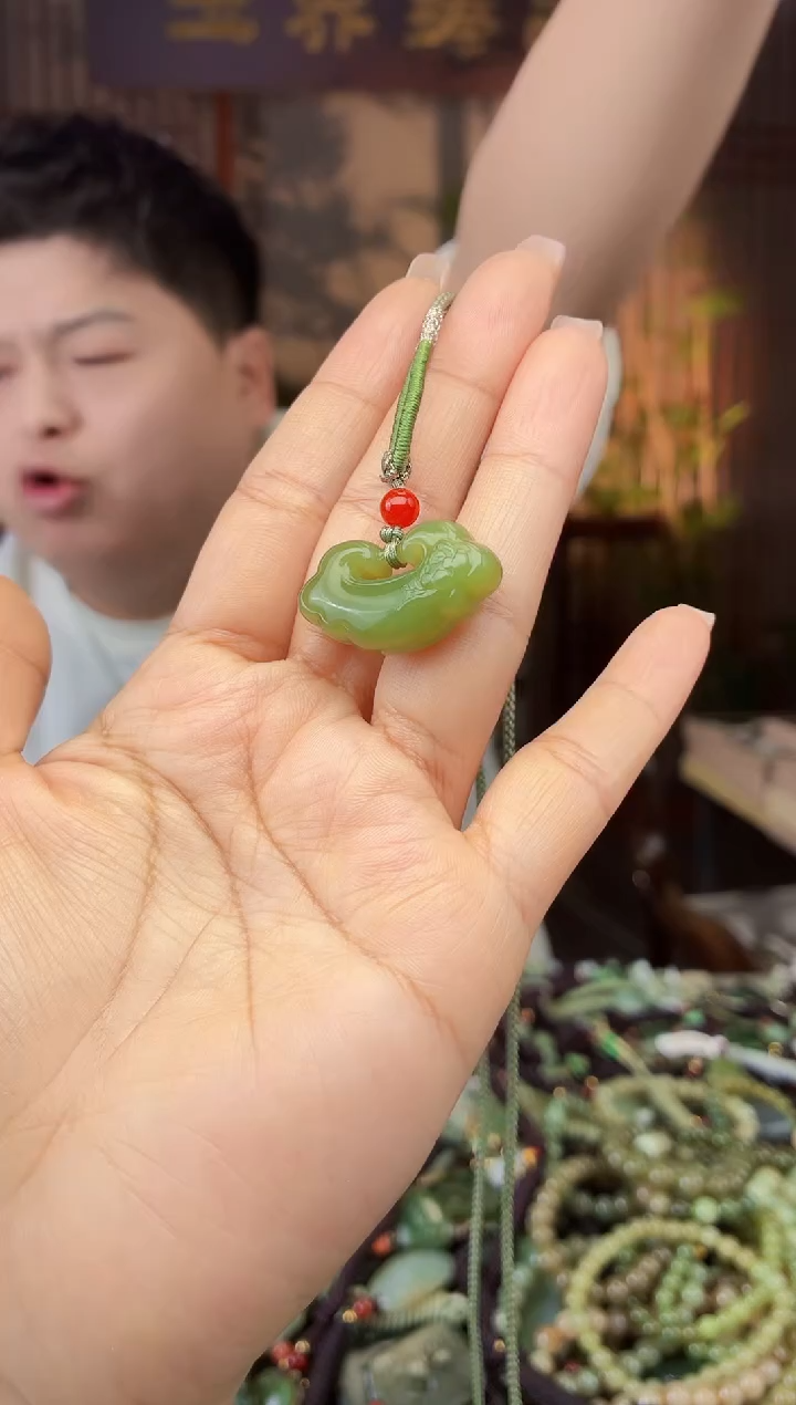 颈饰未镶嵌和田玉多样性发货拍一发一