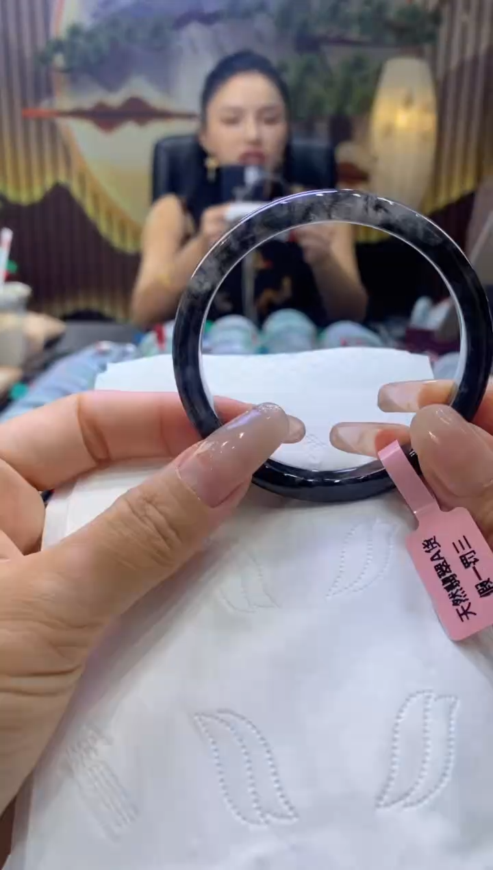 翡翠手镯未镶嵌00004905