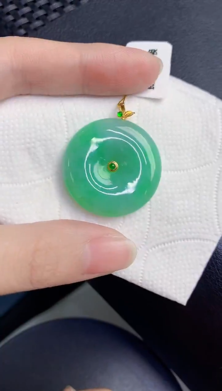 颈饰18K金镶嵌翡翠天然翡翠缅甸A货