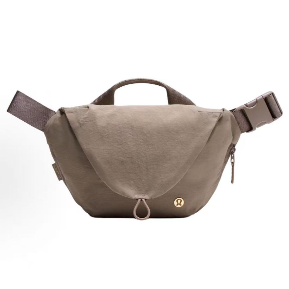 lululemon/露露乐蒙Curved Crossbody Bag磁吸腰包胸包 3L