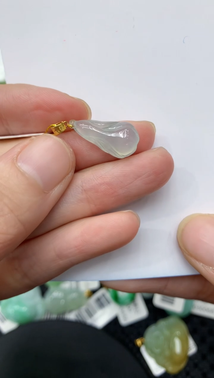 【闪购商品】翡翠颈饰18K金镶嵌11111111