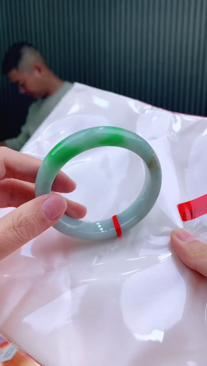 未镶嵌手镯翡翠58