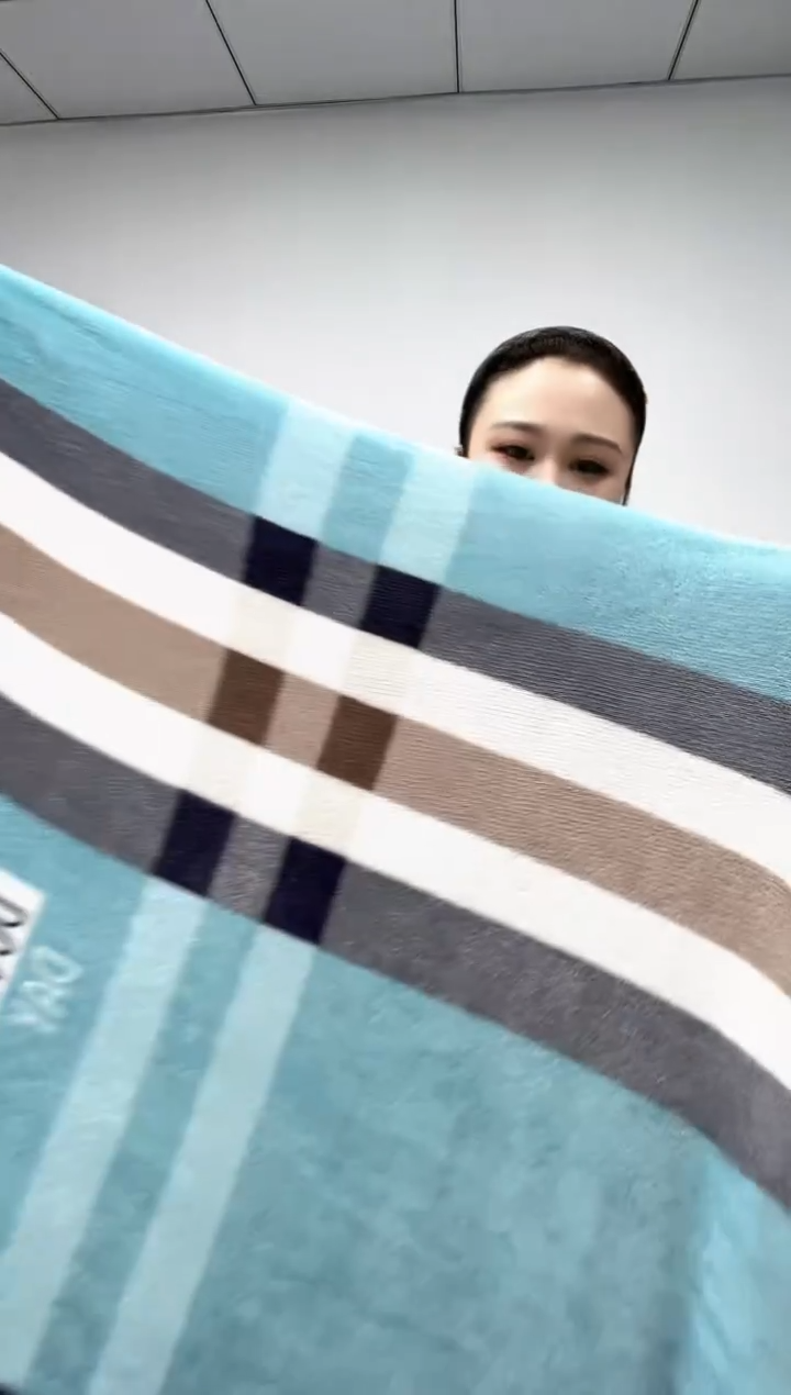 法兰绒3X2.2左右以主播所说为准