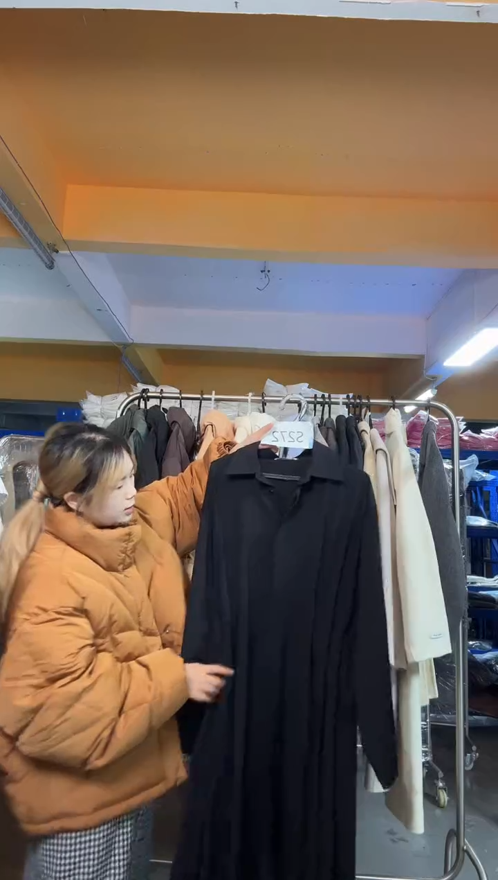 S272黑色衬衫裙均码