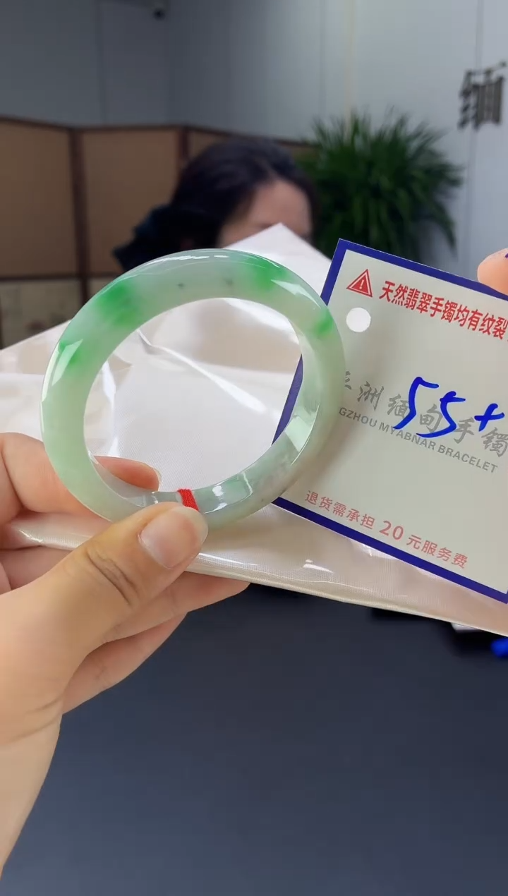 翡翠手镯未镶嵌1111111111