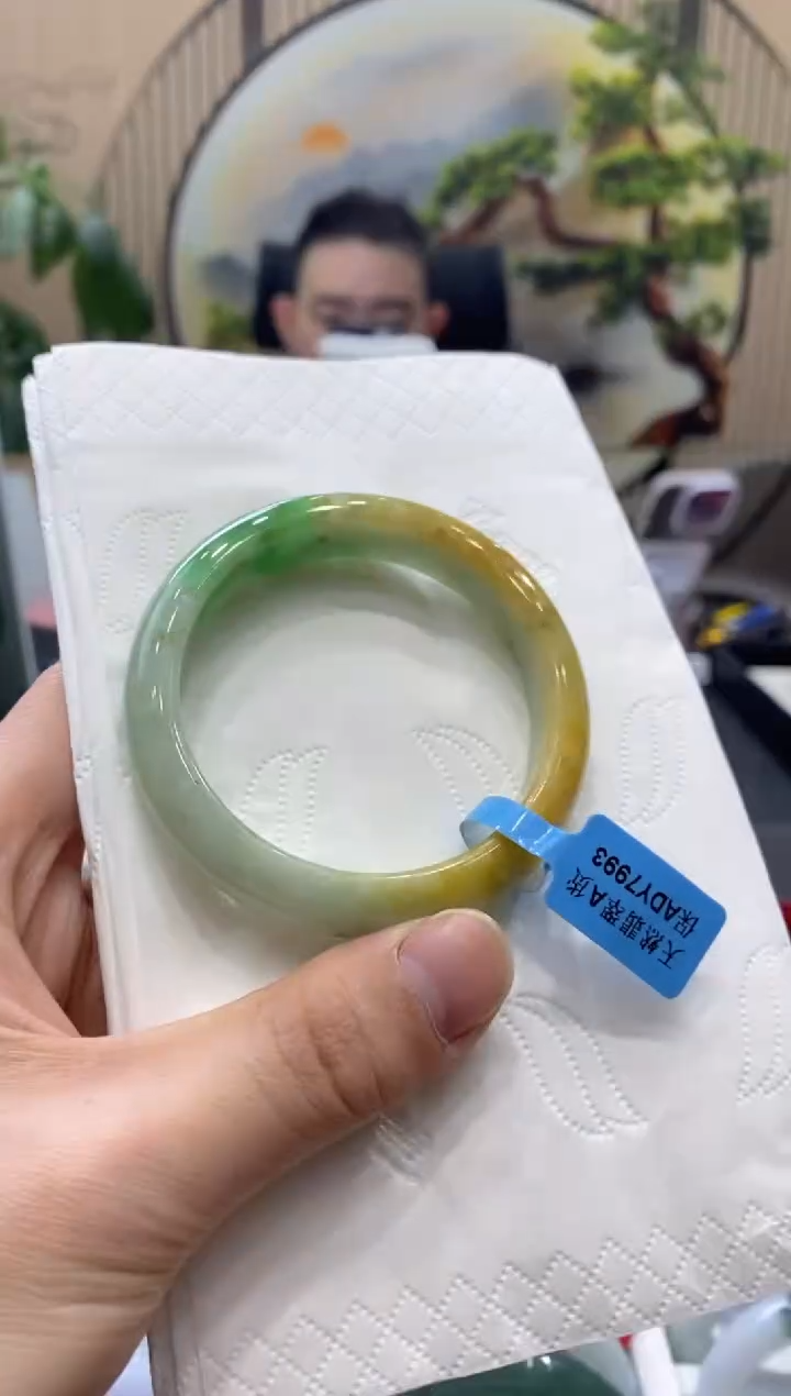 【闪购商品】翡翠手镯未镶嵌0000014863