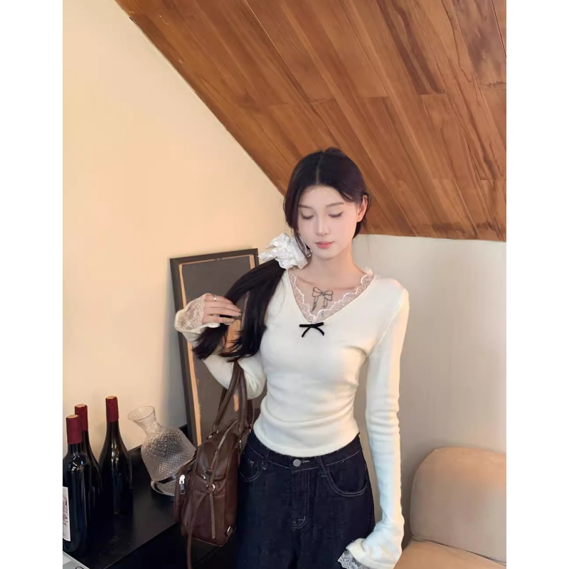 法式小香风蕾丝花边v领内搭白色针织衫