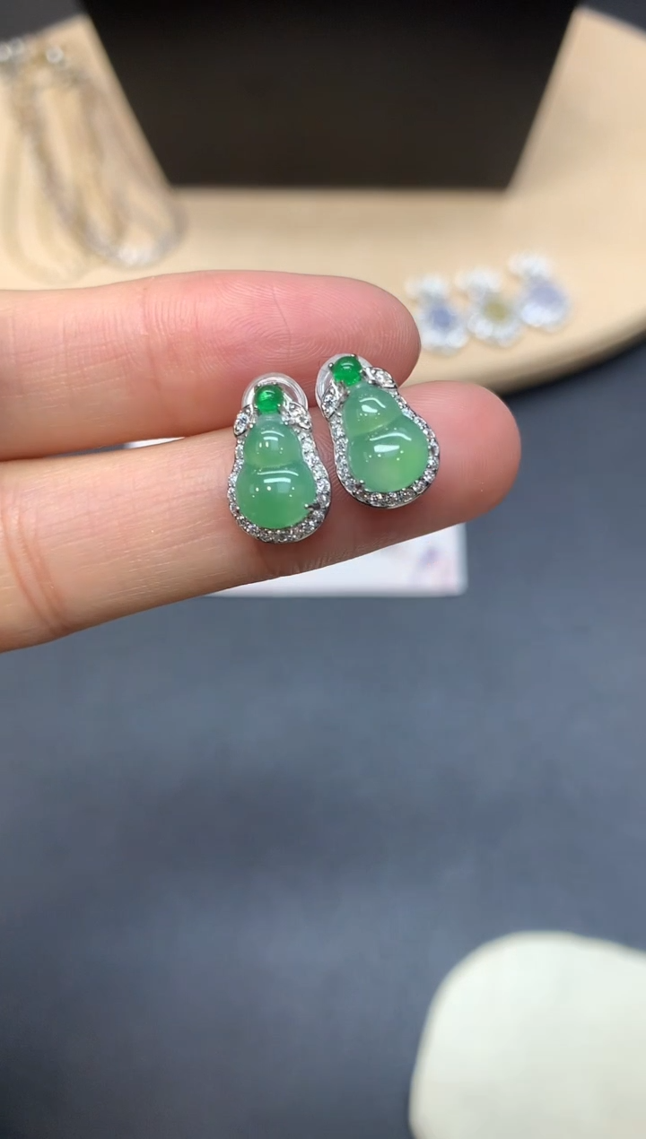 【闪购商品】翡翠耳饰银S925镶嵌葫芦【多样性发其一】