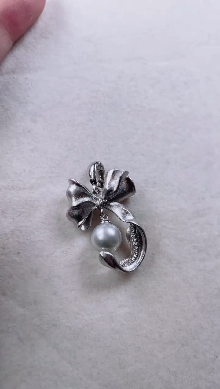 【闪购商品】海水珍珠吊坠银S925镶嵌a667