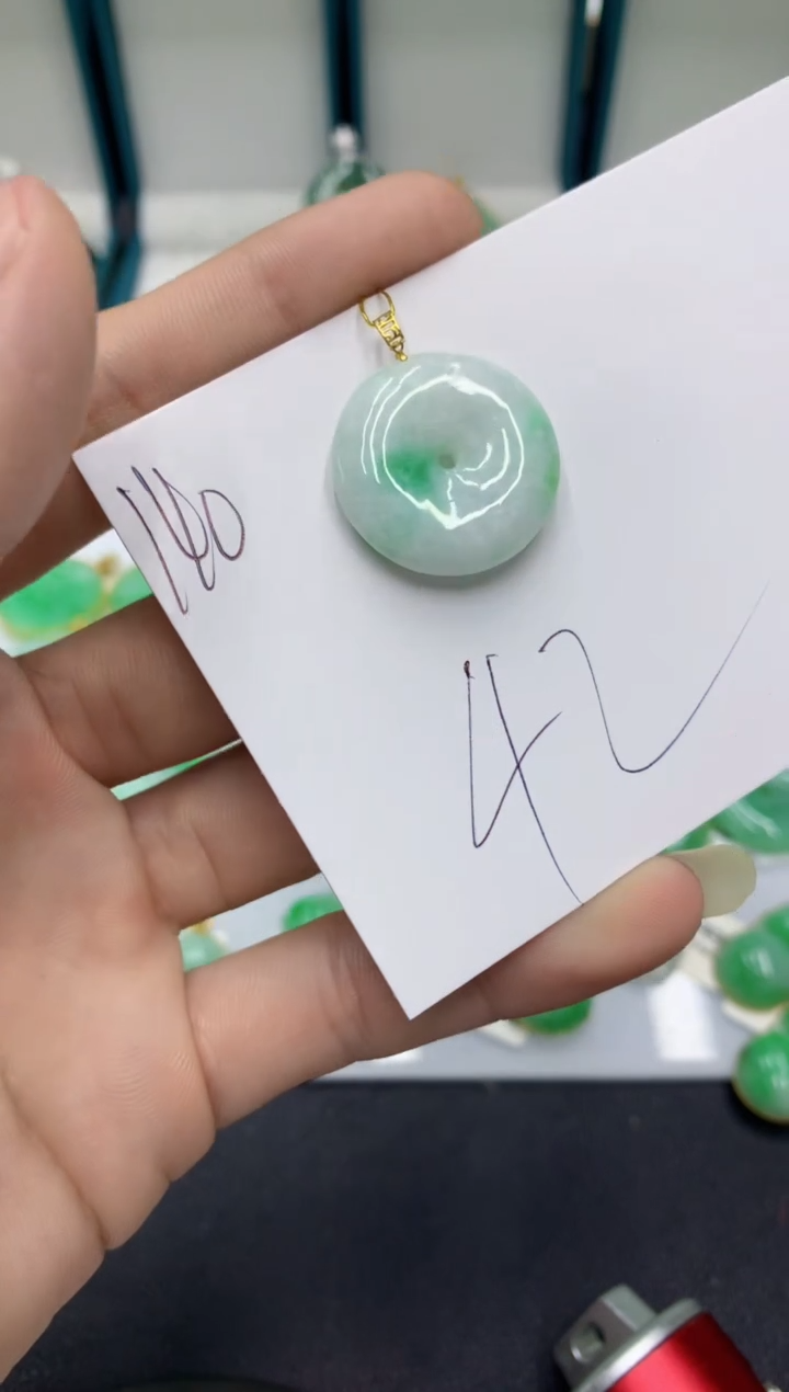 【闪购商品】翡翠颈饰18K金镶嵌翡翠