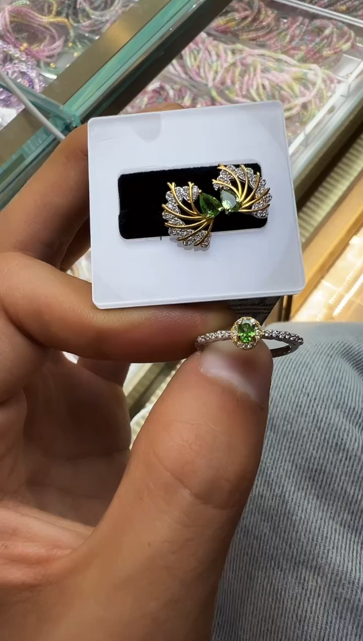 银S925镶嵌戒指石榴石（沙弗莱）1205m043多样性发其一